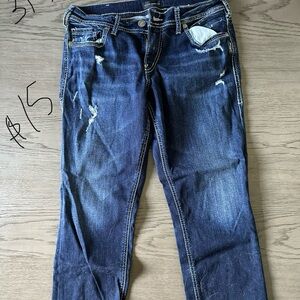 Silver Suki Distressed Capri Jeans